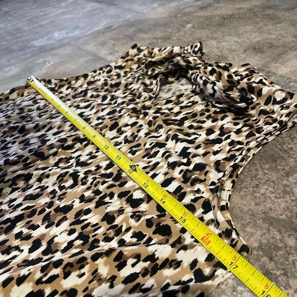 banana republic cheetah print back tie keyhole sleeveless shirt size small - Picture 4 of 5